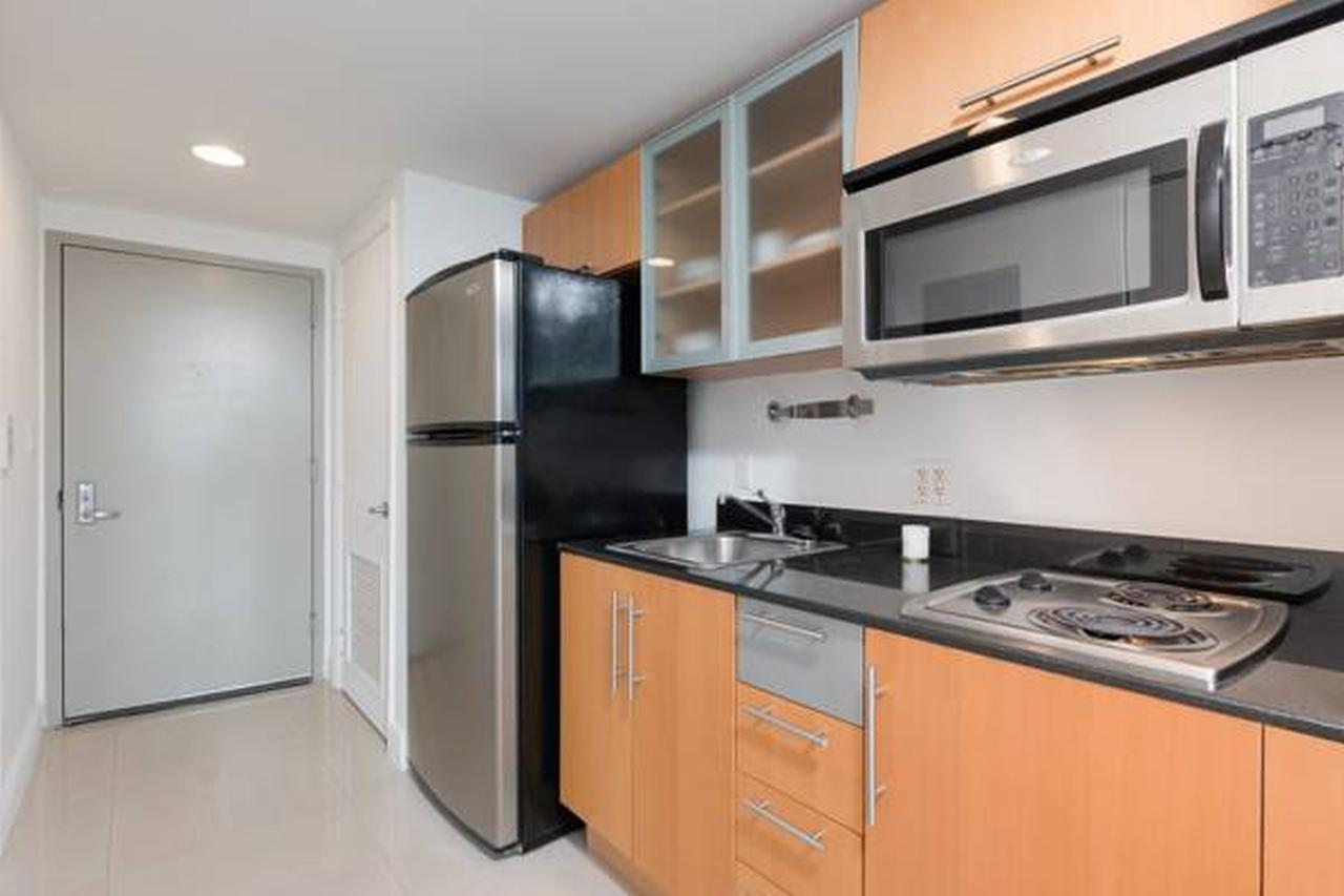 Opera Tower Apartment ไมอามี ภายนอก รูปภาพ